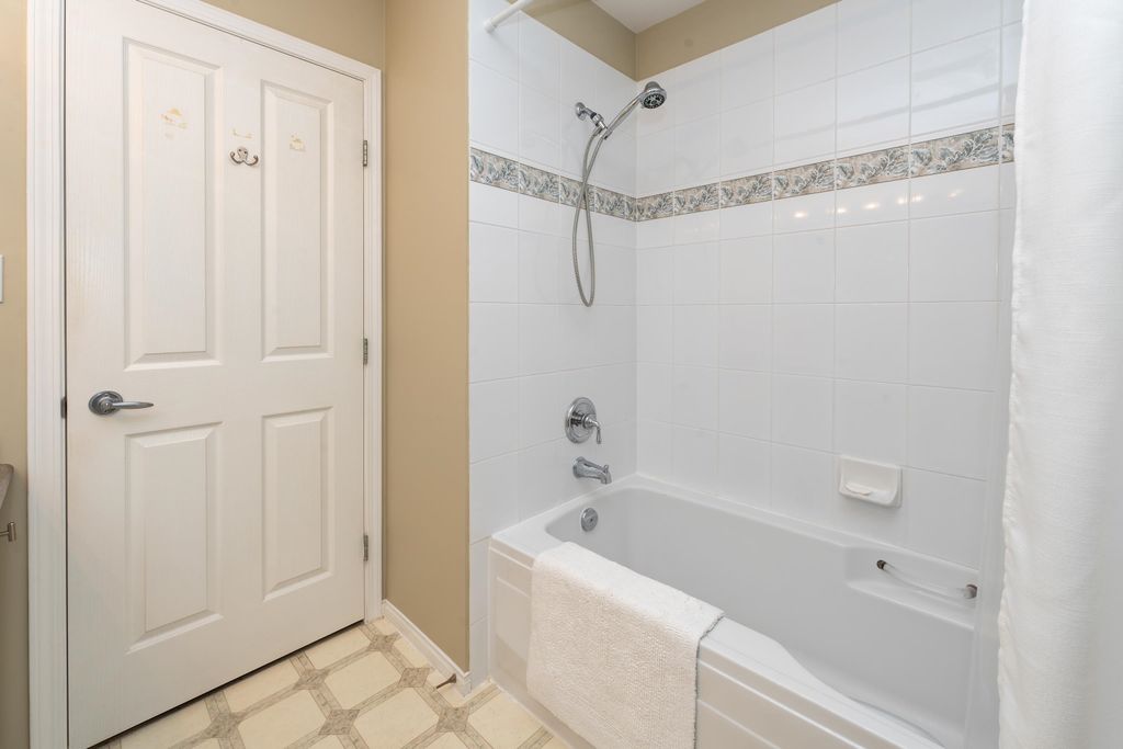 listing image 1107505721950532317
