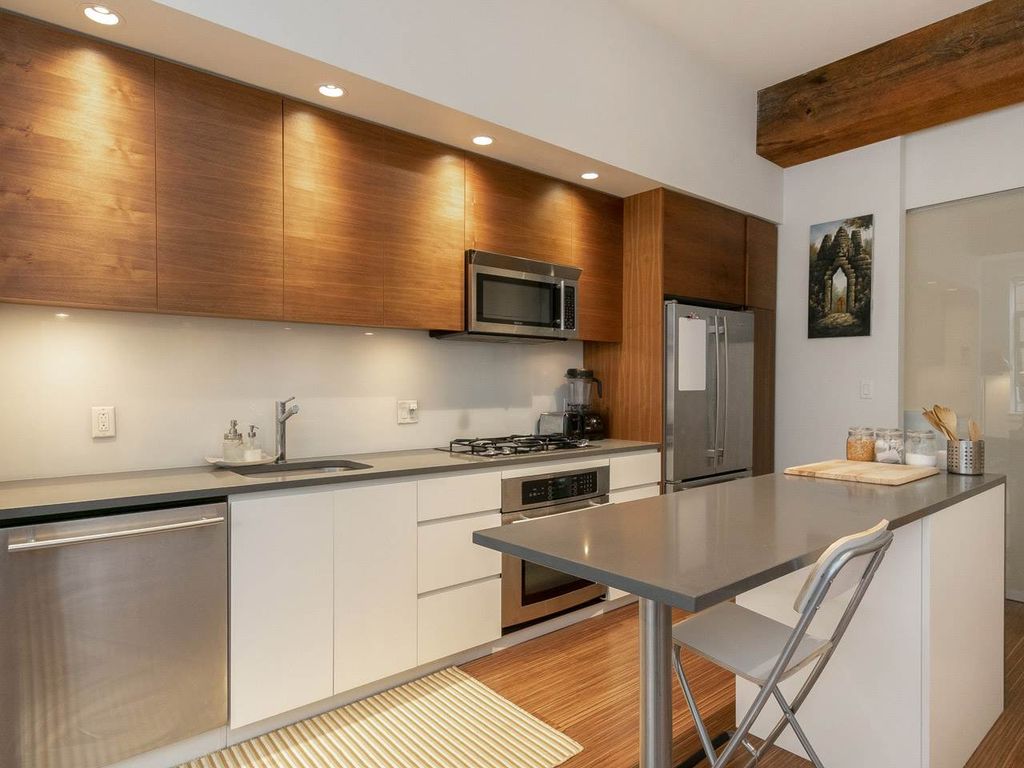 listing image 1105997841718863641