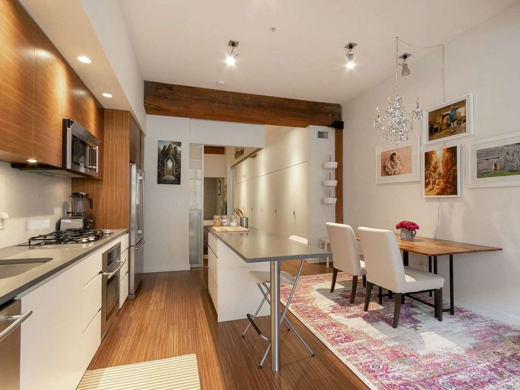 listing image 1101510205848027812