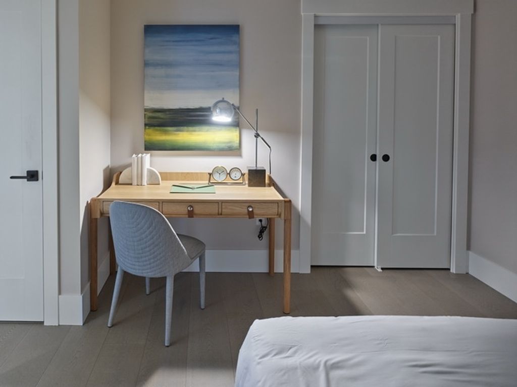 listing image 1105527176818585148