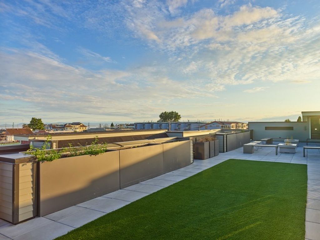 listing image 1107124720158265746