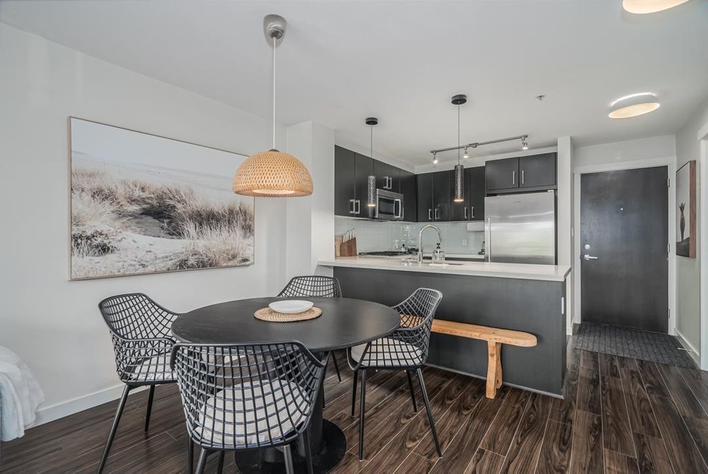 listing image 1109148059646015664