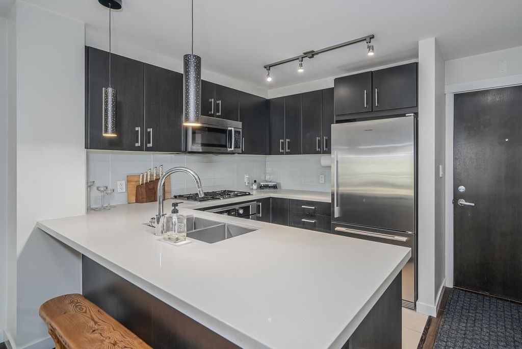 listing image 1108121811121208421
