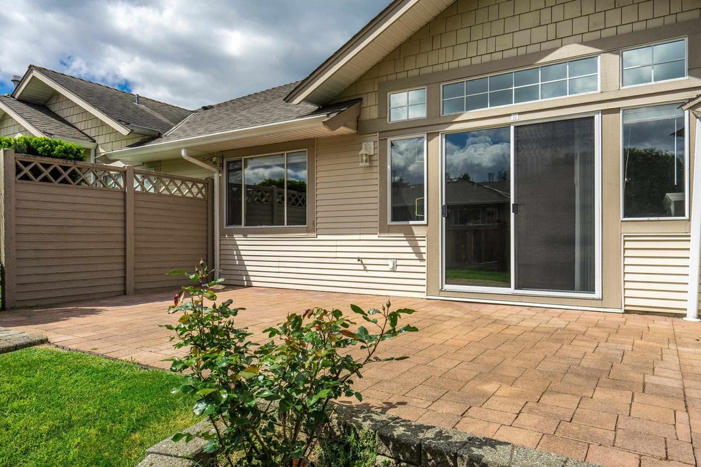 listing image 1105961598771170482