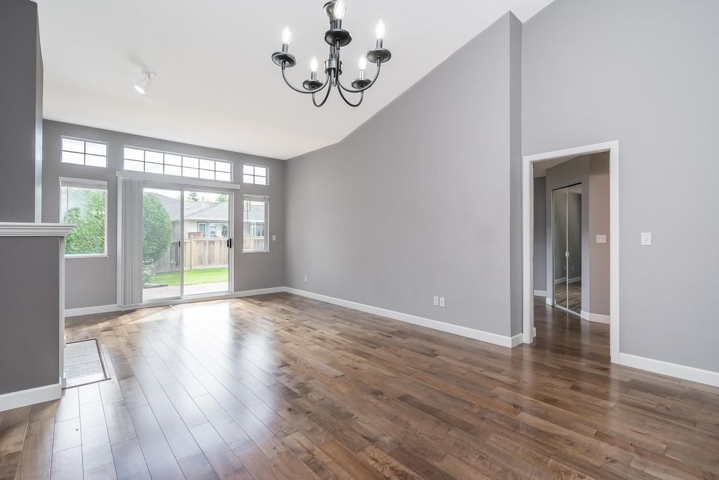 listing image 1102029605003200232