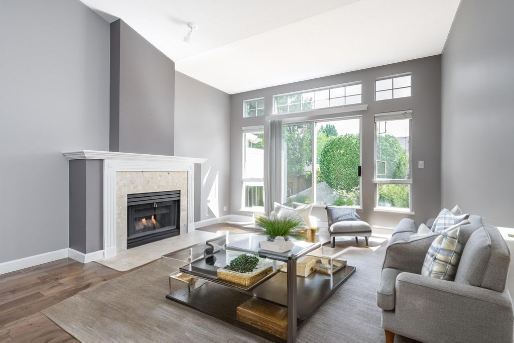listing image 1100684149437140849