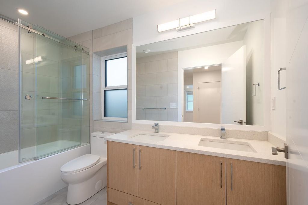 listing image 1101069727087941348