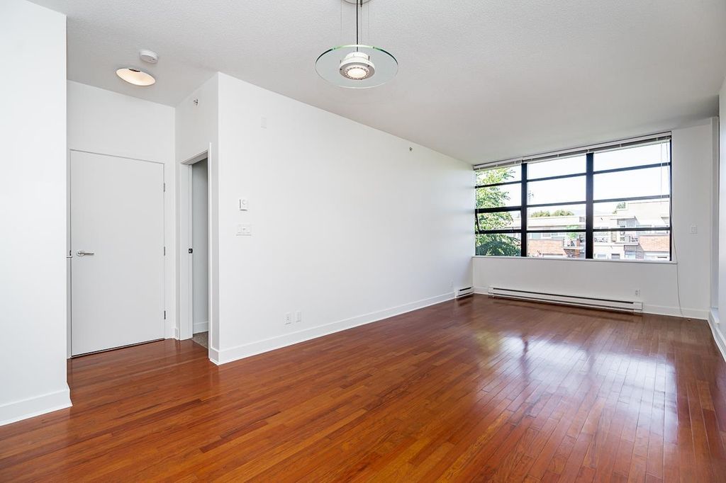 listing image 1107283099407463780