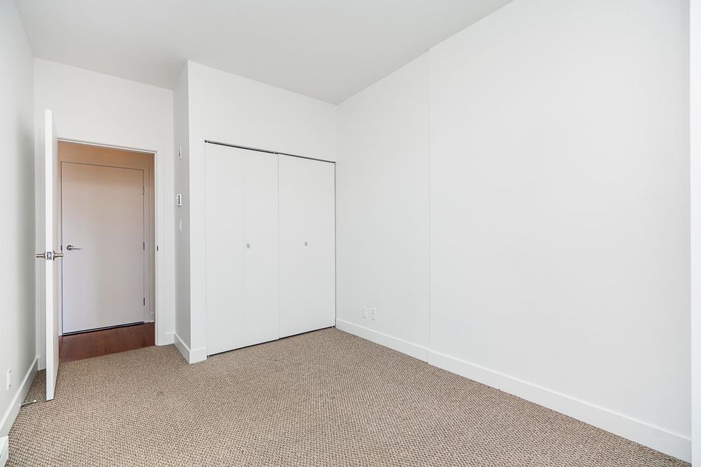 listing image 1106930312361230634