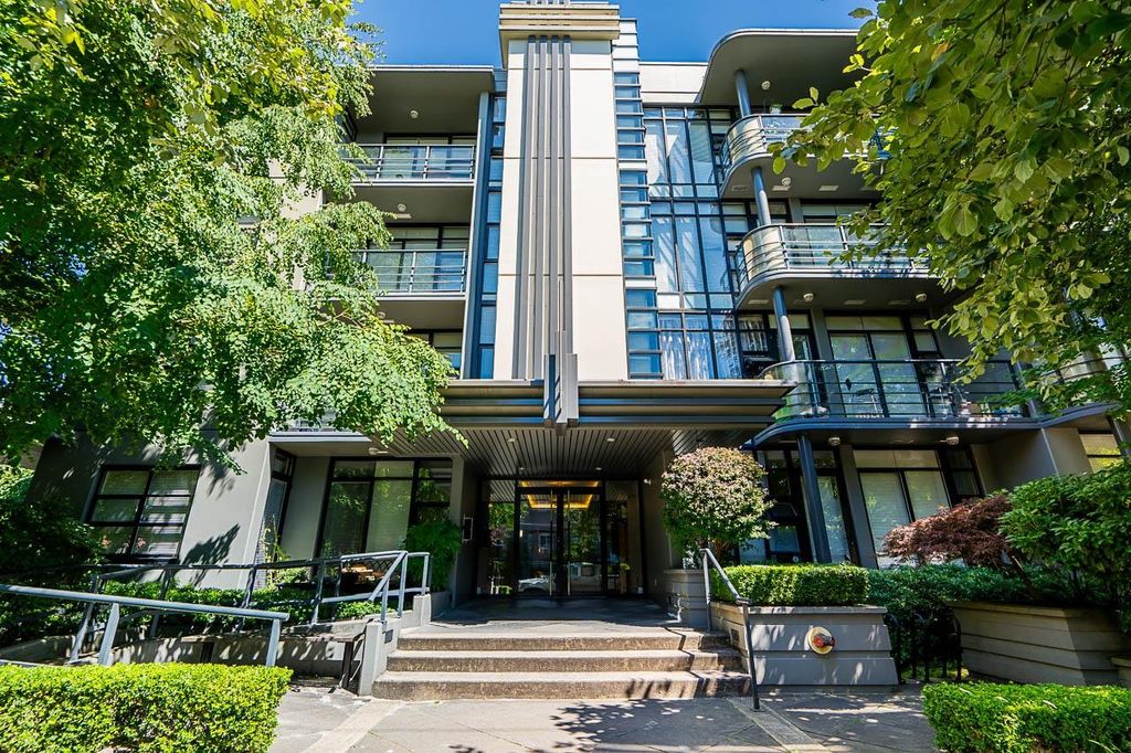 listing image 1108795189572320626