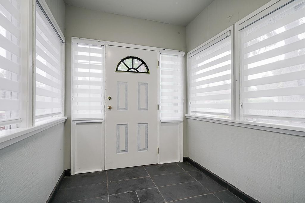 listing image 1106025704277072415