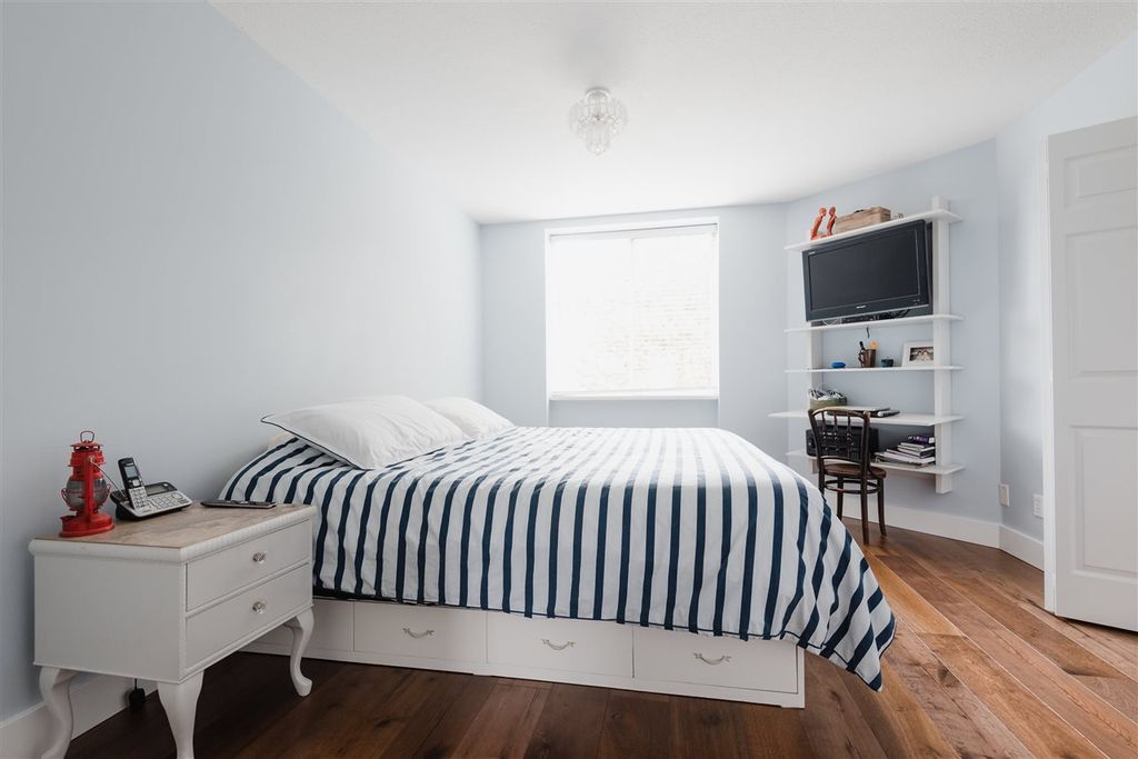 listing image 1101210151392430716