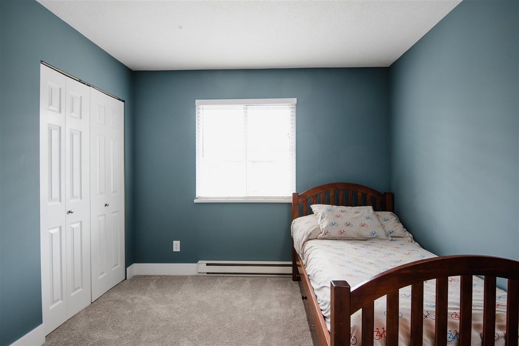 listing image 1102823419779000415