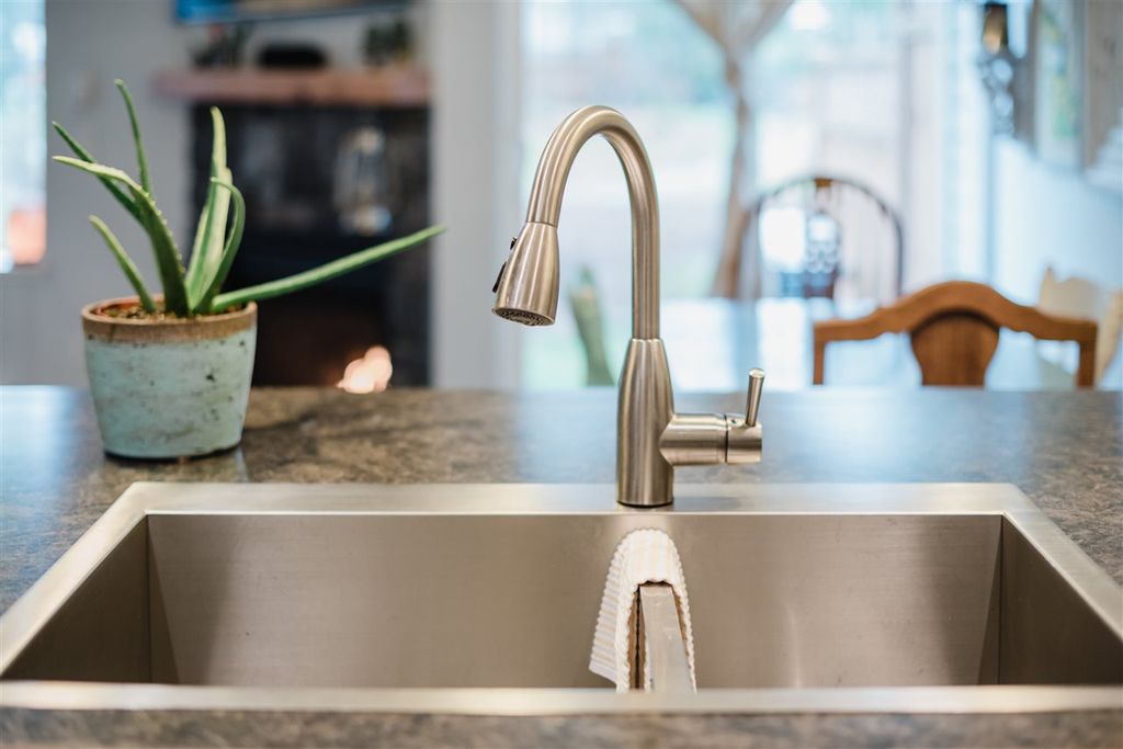 listing image 1105138520687453232