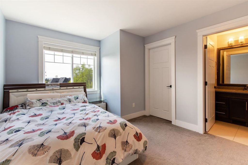 listing image 1103790171492716429