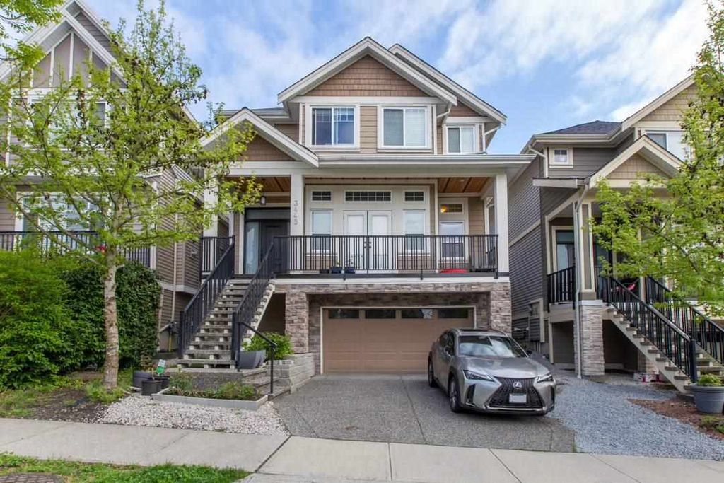 listing image 1100157315398770559