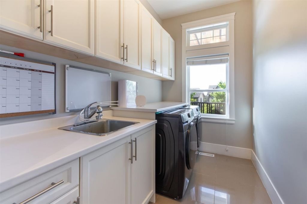 listing image 1108037985020809887