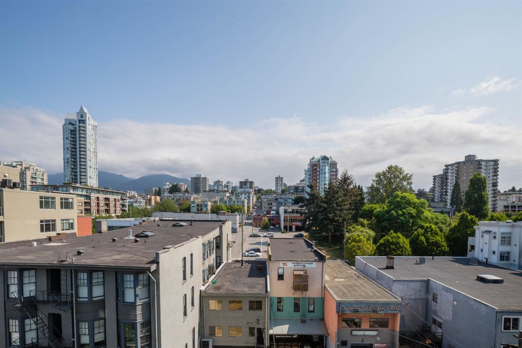 listing image 1101718311998344965