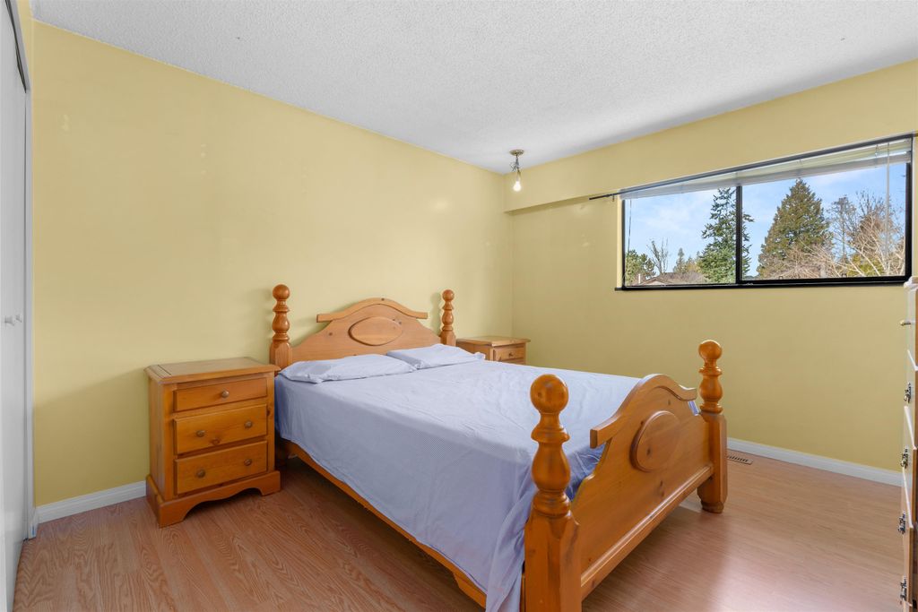 listing image 1103194213000582547