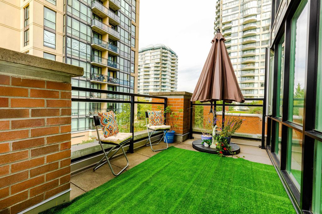 listing image 1103465587625011897