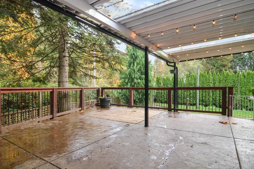 listing image 1109897556782487382
