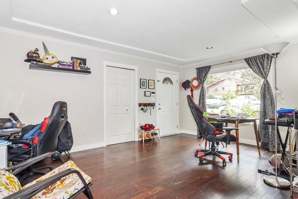 listing image 1108943006590289116