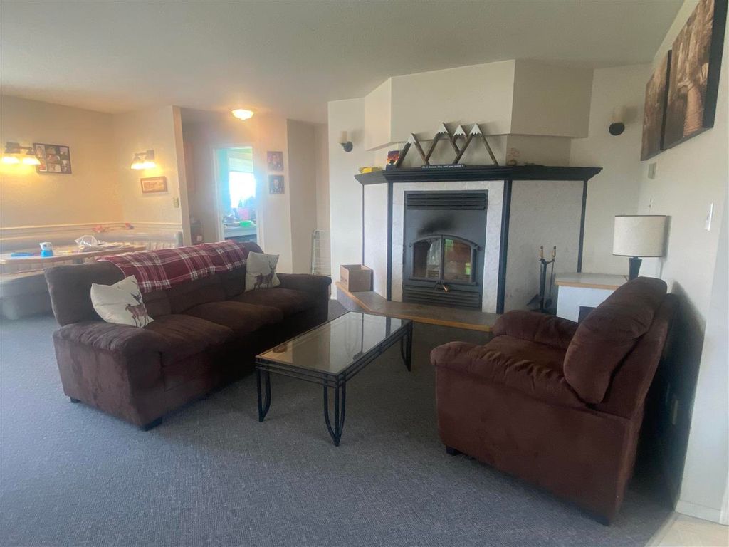 listing image 1102486020239520202