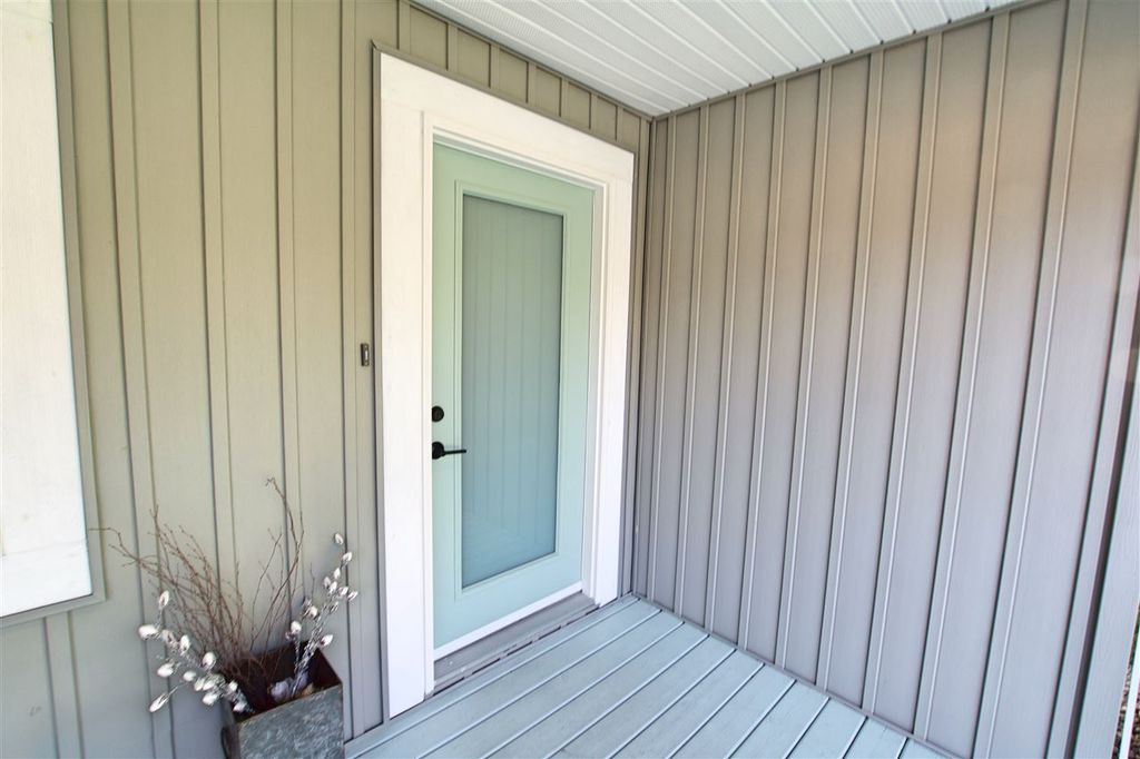 listing image 1104617714520828787