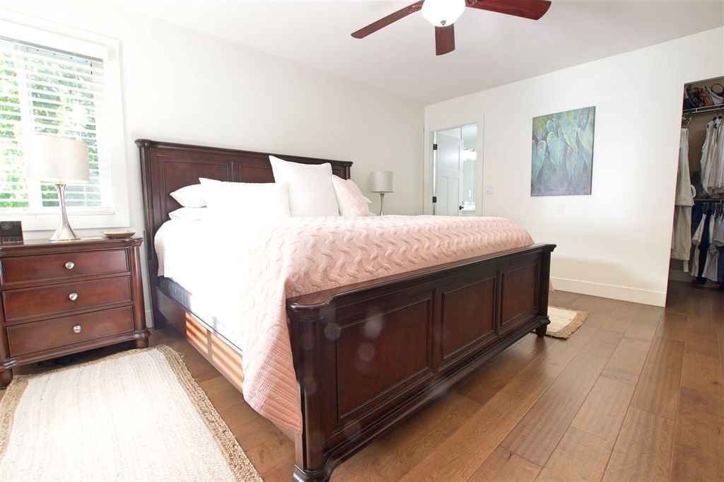 listing image 1100173545971821264