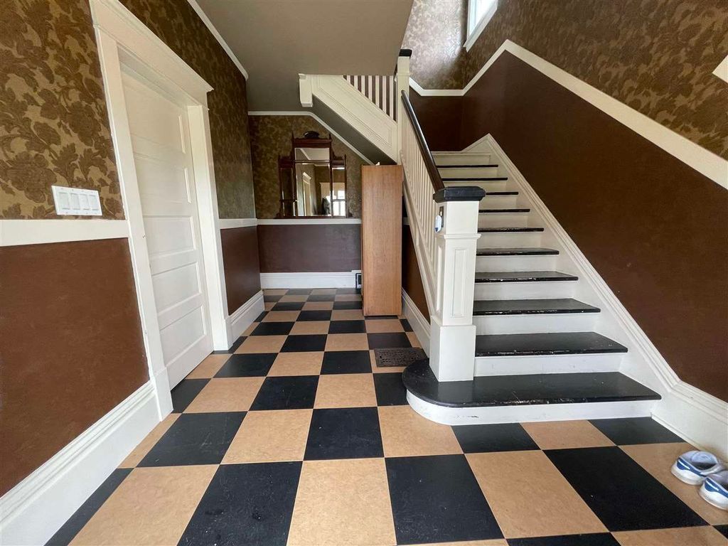 listing image 1102866307825520792