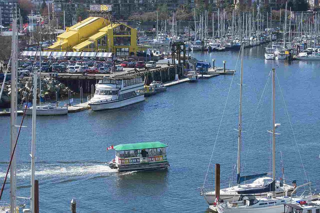 listing image 1103330871373831785