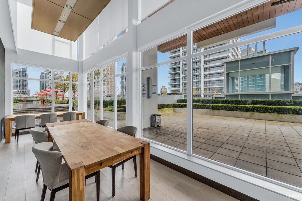 listing image 1109776208186088163