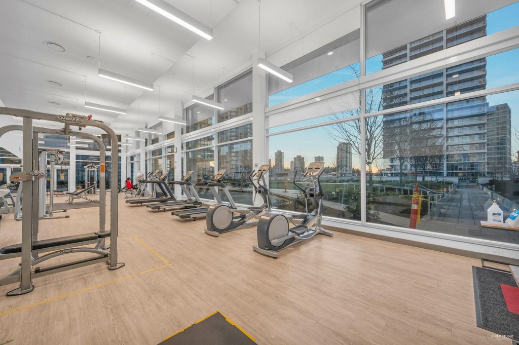 listing image 1104369785632967700