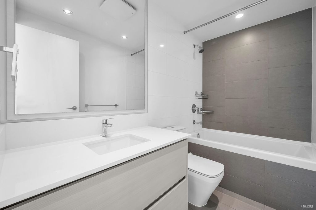 listing image 1105575026117305094