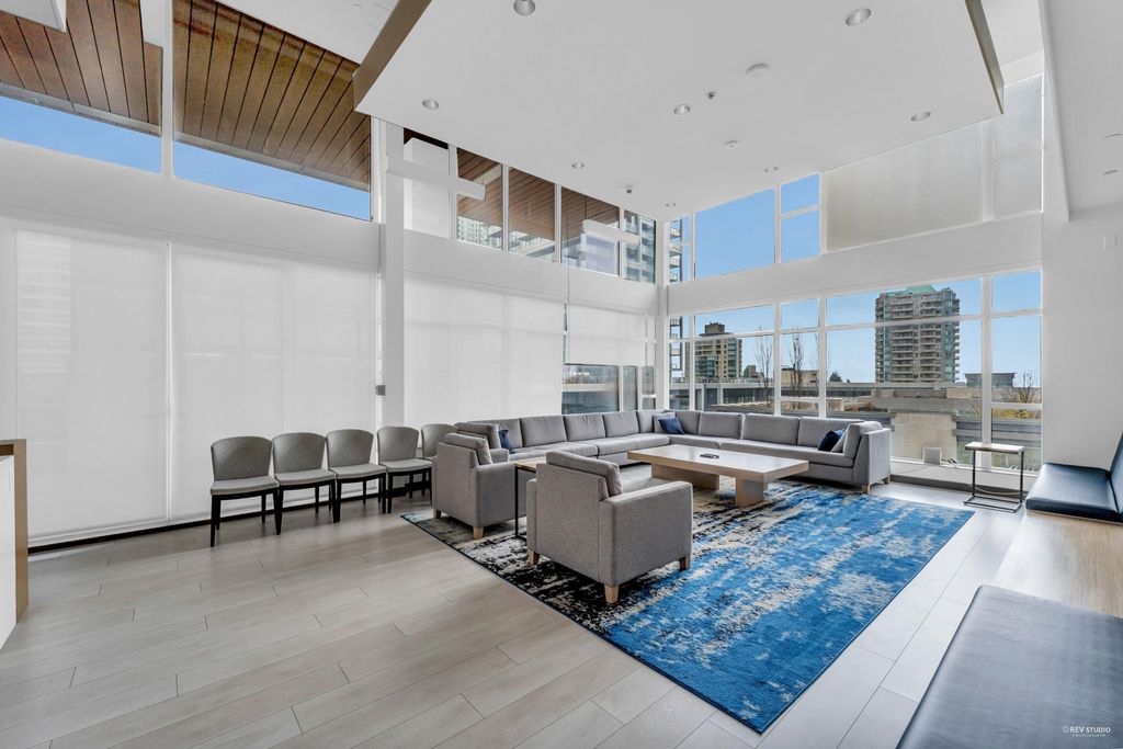 listing image 1108943084303318957