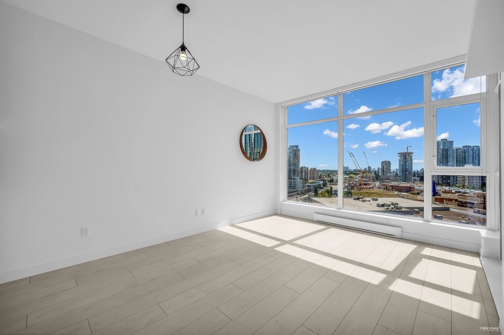 listing image 1103906538262092593