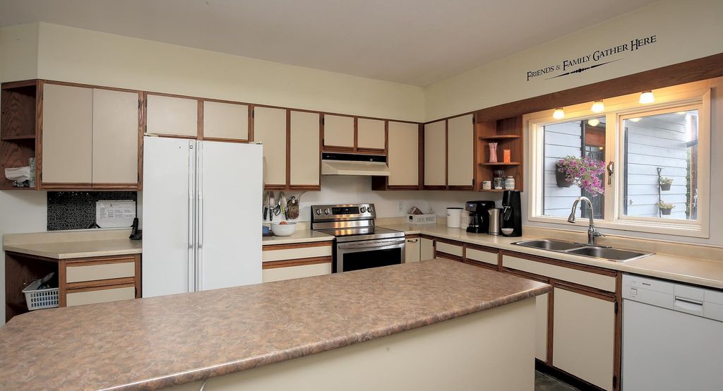 listing image 1105481785376917395
