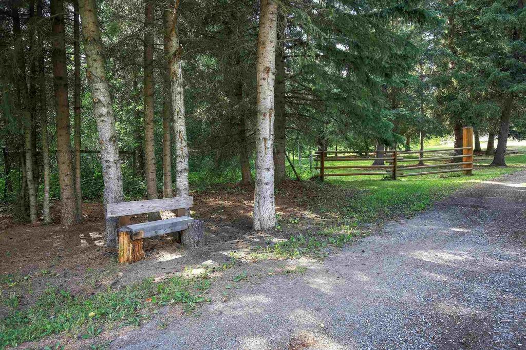 listing image 1109606991046565850