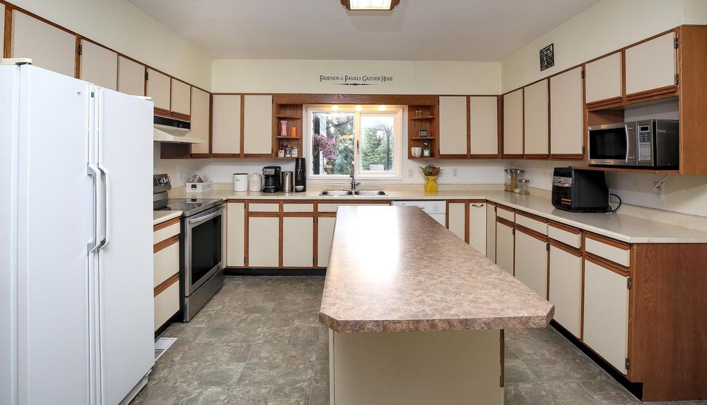 listing image 1109288762401562578