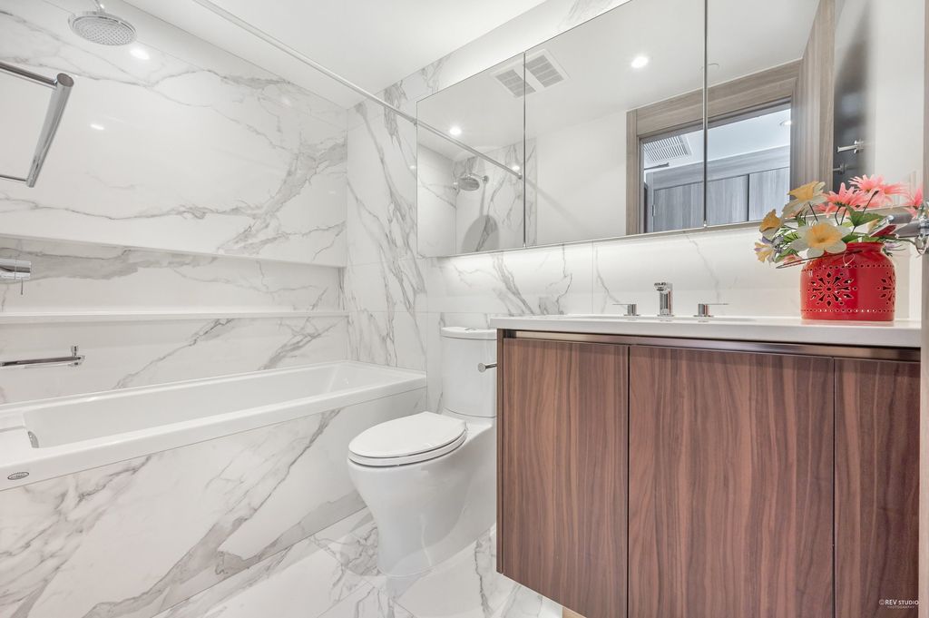 listing image 1101856522702585518