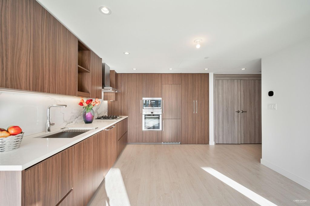 listing image 1100448129017149594
