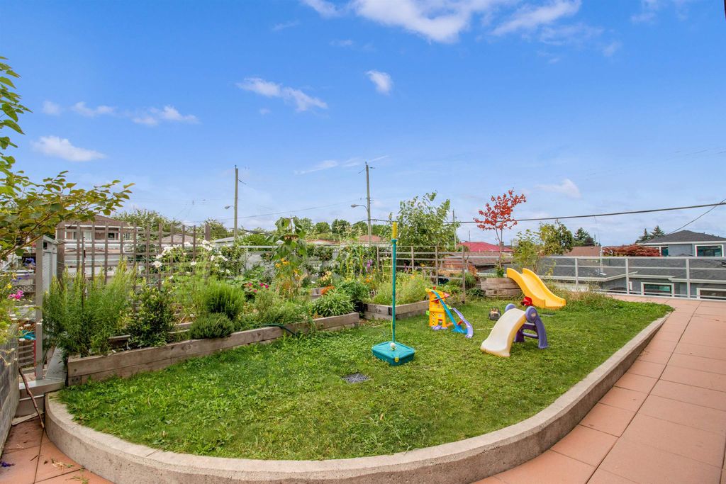 listing image 1105855624767292135