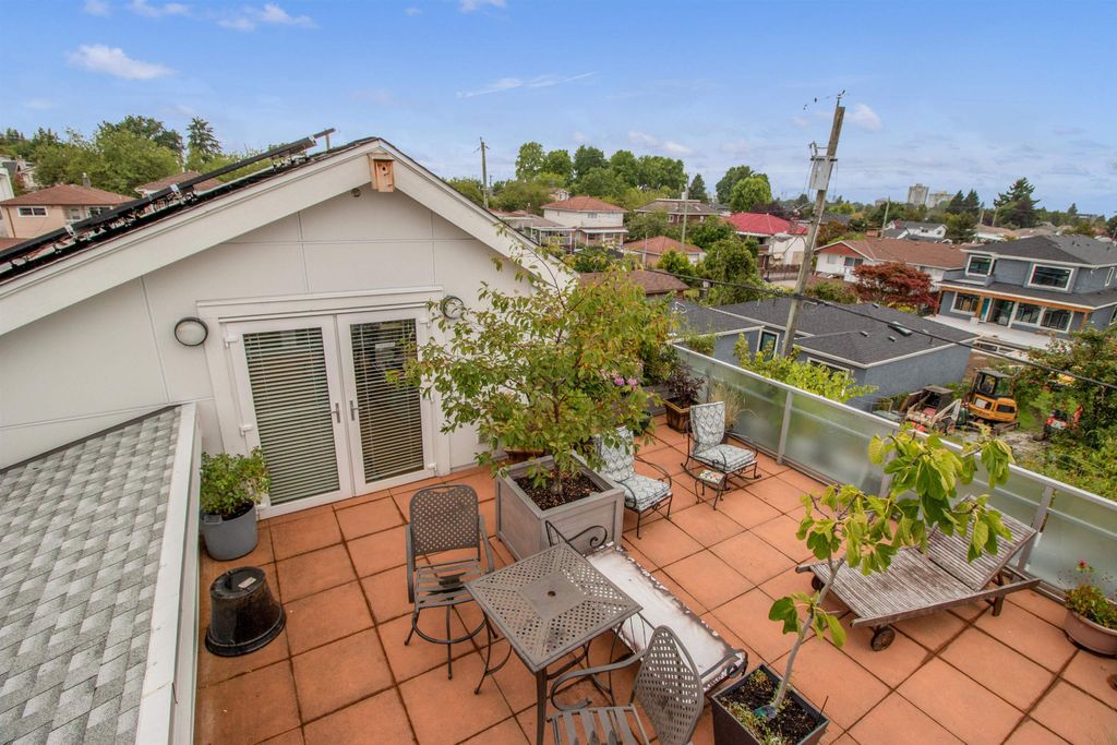 listing image 1100991735153000229