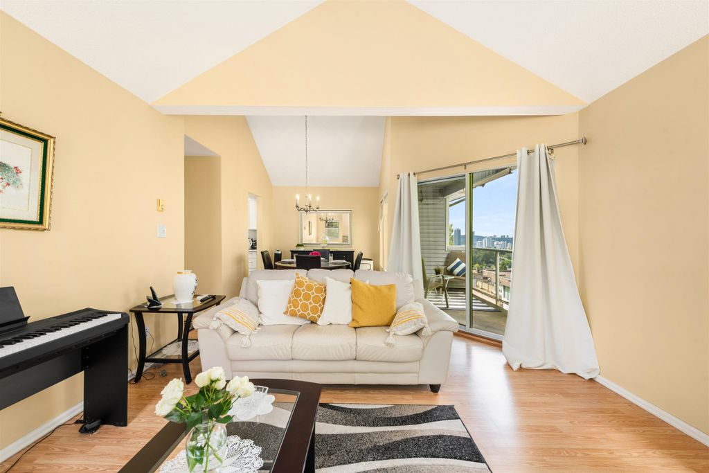 listing image 1107299396776598353