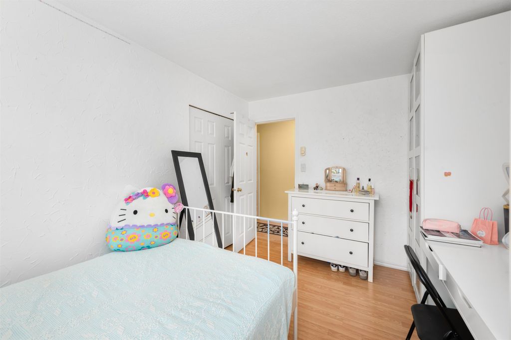 listing image 1105868020716692945