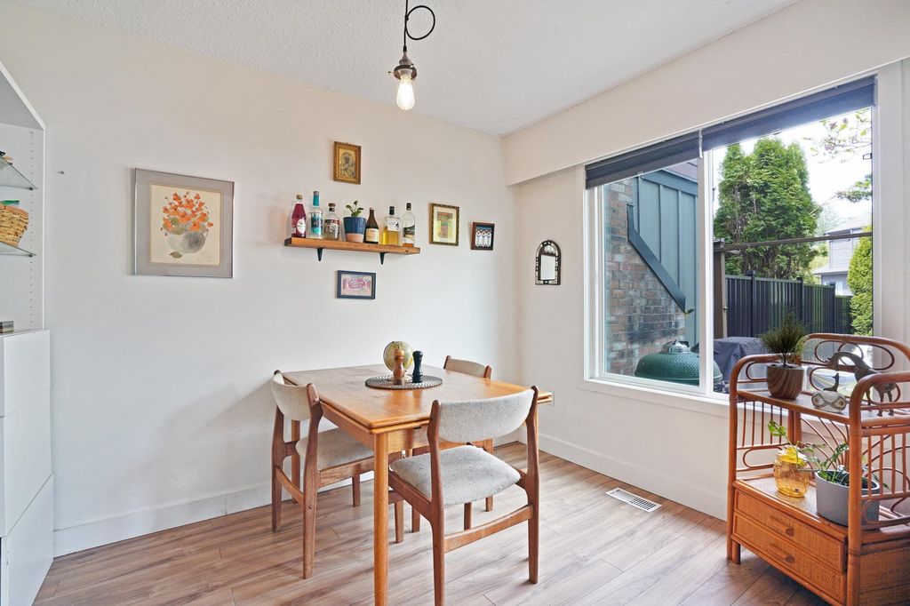 listing image 1107708036114247210