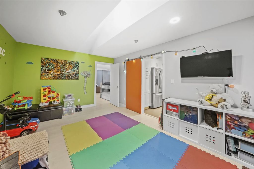 listing image 1108808455463230751