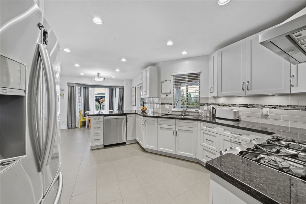 listing image 1103071976367440623