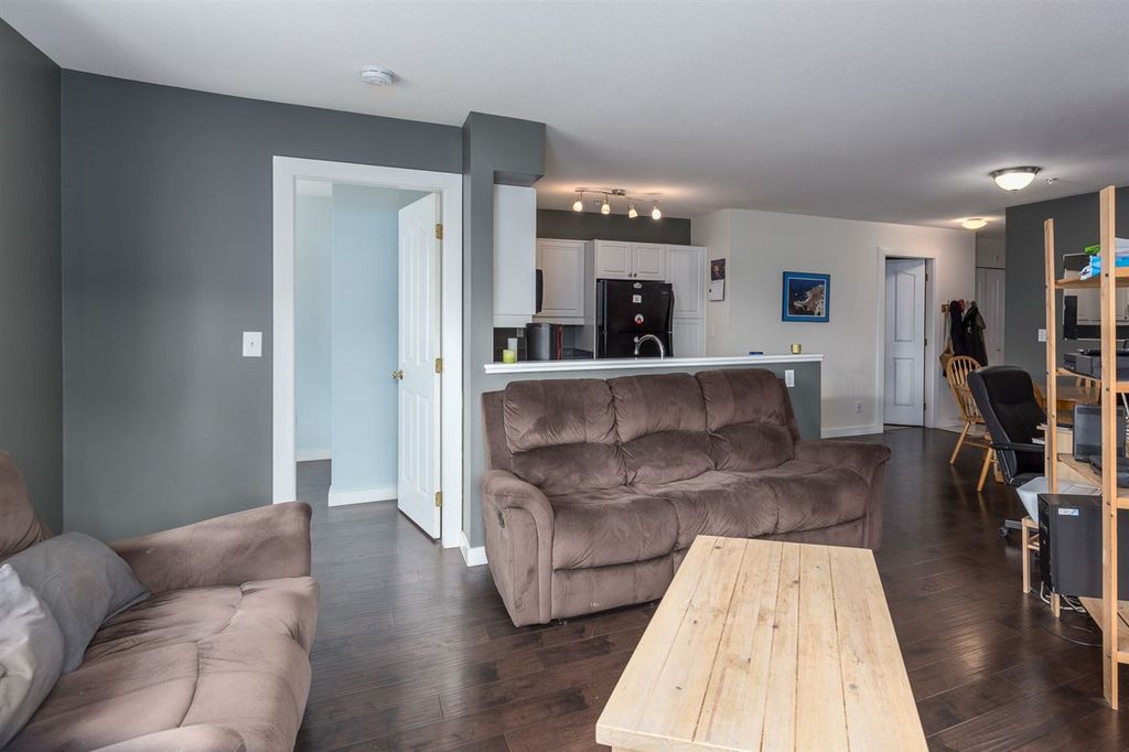 listing image 1107850282801911920