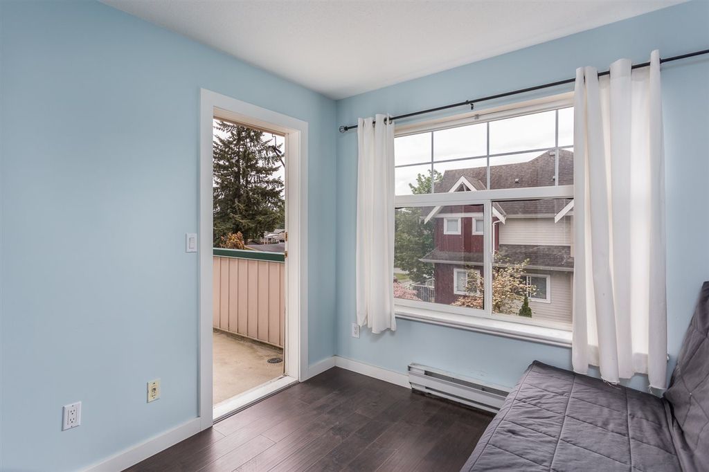 listing image 1106074955566016995